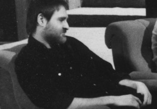 Πέθανε ο Μπέλα Ταρ – Ο σκηνοθέτης που έκανε τον χρόνο να «πονά»