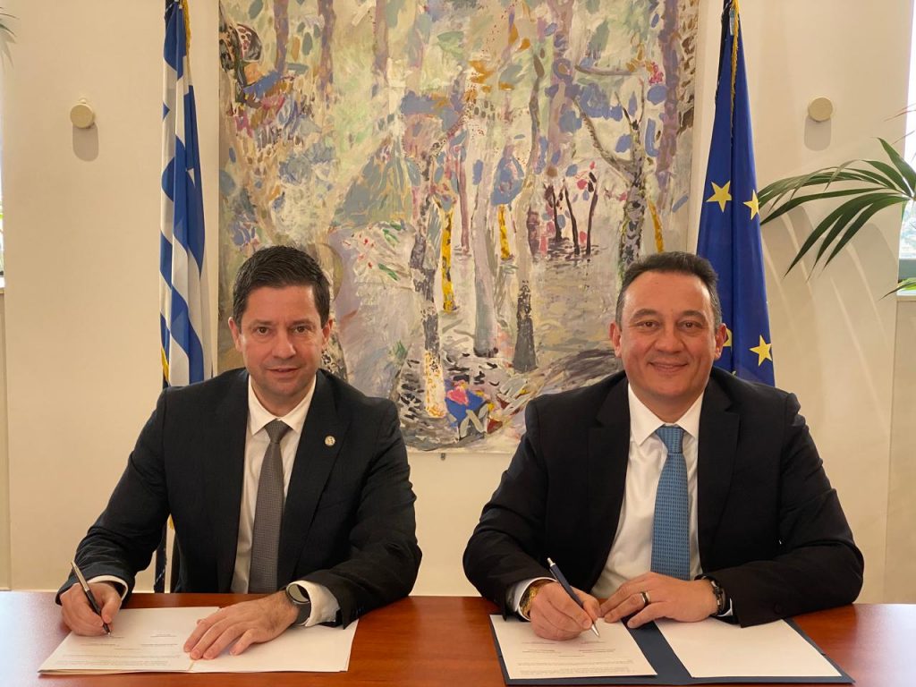 ΥΠΑΙΘΑ και ΕΚΠΑ ενώνουν δυνάμεις για τη Διά Βίου Μάθηση και την Εκπαίδευση Ενηλίκων