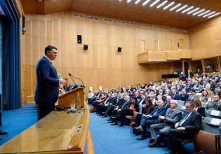 Κικίλιας στο Ναυτικό Επιμελητήριο Ελλάδος: Όταν συνεργαζόμαστε, τα αποτελέσματα είναι πραγματικά και μετρήσιμα