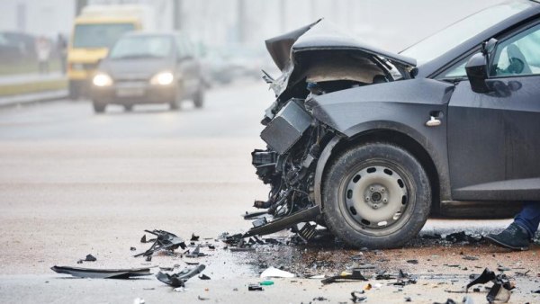 Τροχαία: Δέκα νεκροί και 597 τραυματίες τον Δεκέμβριο στην Αττική – Βεβαιώθηκαν 31.375 παραβάσεις