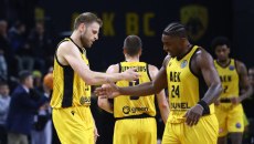 ΑΕΚ – Άλμπα Βερολίνου 88-80: Εκανε ανατροπή με άμυνα και με οδηγό τον Χαραμπόπουλο