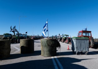 Πυρ ομαδόν κατά της κυβέρνησης για τους χειρισμούς στο αγροτικό