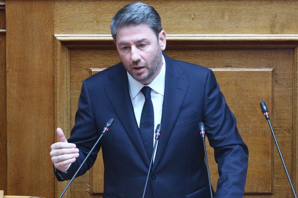 Ανδρουλάκης: Ο πρωθυπουργός να απολογηθεί στους κτηνοτρόφους – Οφείλει διαφάνεια, ενημέρωση και λογοδοσία