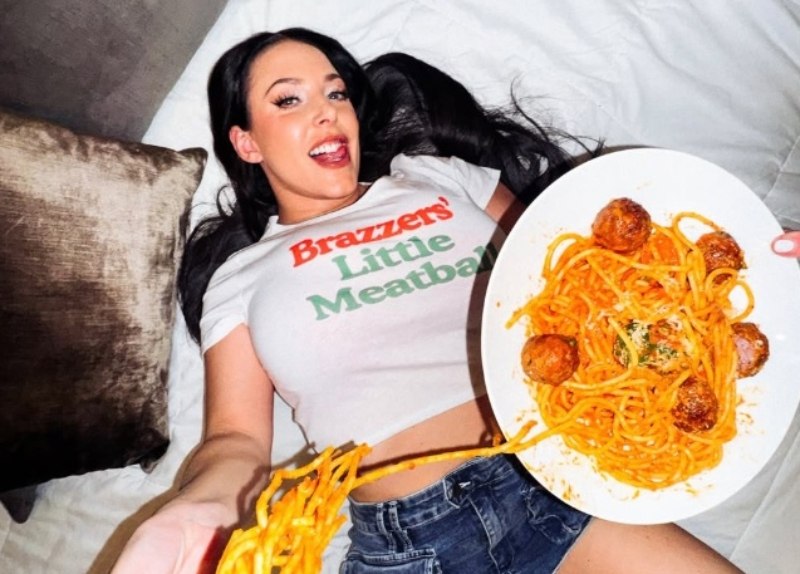 Η «Μέριλ Στριπ του πορνό» ξέρει τι χρειάζεται για να μείνεις στην κορυφή της βιομηχανίας ενηλίκων – Δεν είναι αυτό που νομίζεις