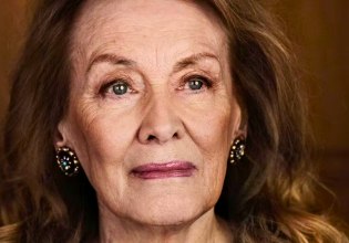 Ανί Ερνό: Όταν μια παράνομη έκτρωση κόντεψε να τη σκοτώσει, έκανε το δικαίωμα στην άμβλωση σημαία της