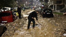 Φονική κακοκαιρία με δυο νεκρούς – Μεγάλες καταστροφές στην Αττική – Πού θα χτυπήσουν τα φαινόμενα τις επόμενες ώρες