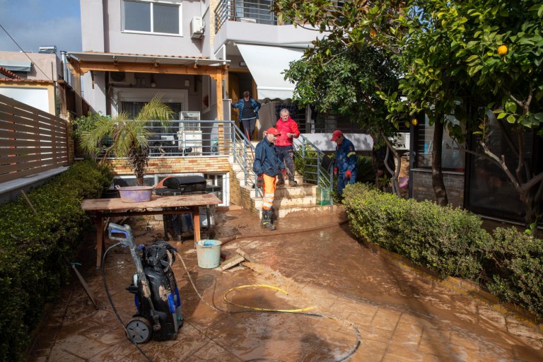 Κακοκαιρία: Πάνω από 1.500 κλήσεις δέχτηκε Πυροσβεστική στην Αττική