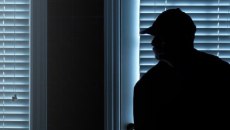 Ρόδος: 49χρονος κατήγγειλε τον 15χρονο γιο του για απειλές – Έκανε μήνυση για ενδοοικογενειακή βία