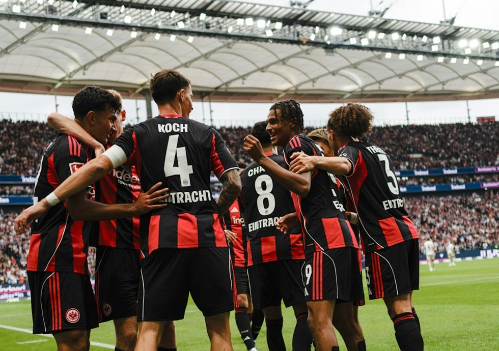 LIVE: Καραμπάγκ – Άιντραχτ Φρανκφούρτης