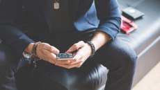 «Are you Dead?» – Το μακάβριο app που έγινε viral για όσους ζουν μόνοι