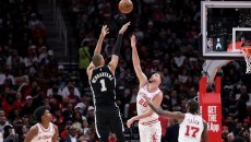 NBA: Σπουδαία νίκη των Σπερς (99-111) – Διασυρμός για τους Λέικερς στο Κλίβελαντ (99-129)