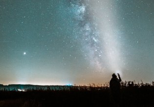 Άκρως Ζωδιακό: Τα Do’s και Don’ts στα ζώδια σήμερα [Παρασκευή 09.01.2026]