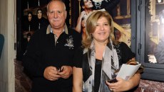 Γιώργος Παπαδάκης – Τίνα Παπαδέλη: Μια σχέση μεγαλύτερη από τη ζωή, οι δύο γιοι και η τελευταία κοινή τους εμφάνιση