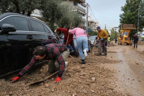 Οι δύο φάσεις της κακοκαιρίας που έπνιξε την Αττική και το κρίσιμο τρίωρο