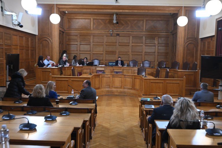 Εξεταστική: Να κατατεθεί η επιστολή παραίτησης των ορκωτών λογιστών του ΟΠΕΚΕΠΕ ζητούν ΠΑΣΟΚ και ΣΥΡΙΖΑ