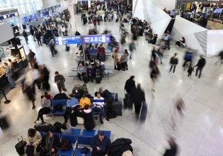 Τα ερωτήματα για το τεχνικό πρόβλημα στο FIR Αθηνών και οι «κεραυνοί» των ελεγκτών εναέριας κυκλοφορίας