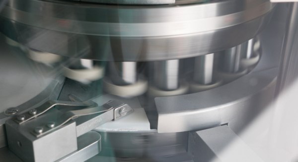 Τέσσερα μέτρα για λιγότερα φάρμακα και στήριξη των γενοσήμων