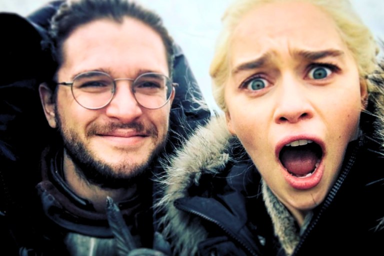 Εμίλια Κλαρκ, μέρος δεύτερο: Από το Game of Thrones στη Μόσχα της CIA – Ο νευρικός κλονισμός, τα εγκεφαλικά, o ακτιβισμός