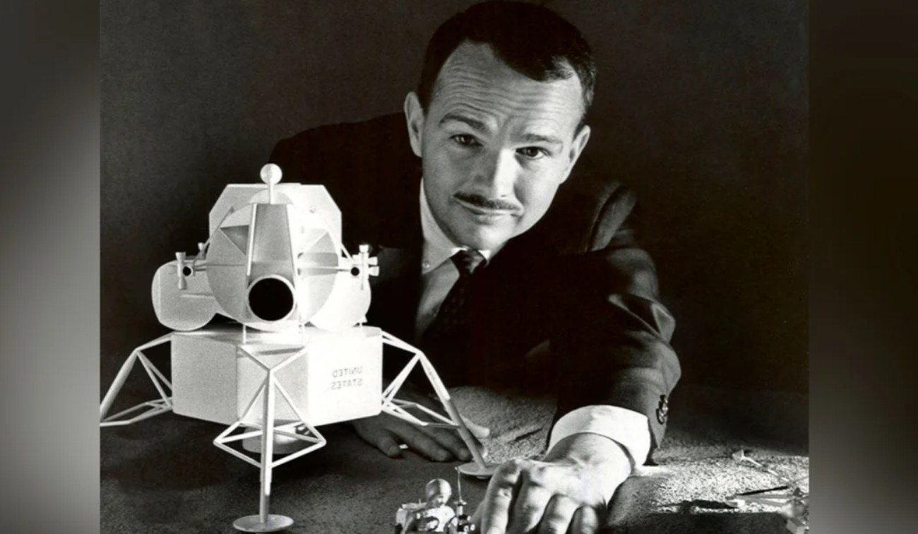 Eugene Shoemaker: Ο επιστήμονας που «θάφτηκε» στο φεγγάρι – Πώς η NASA έστειλε τις στάχτες του στη Σελήνη