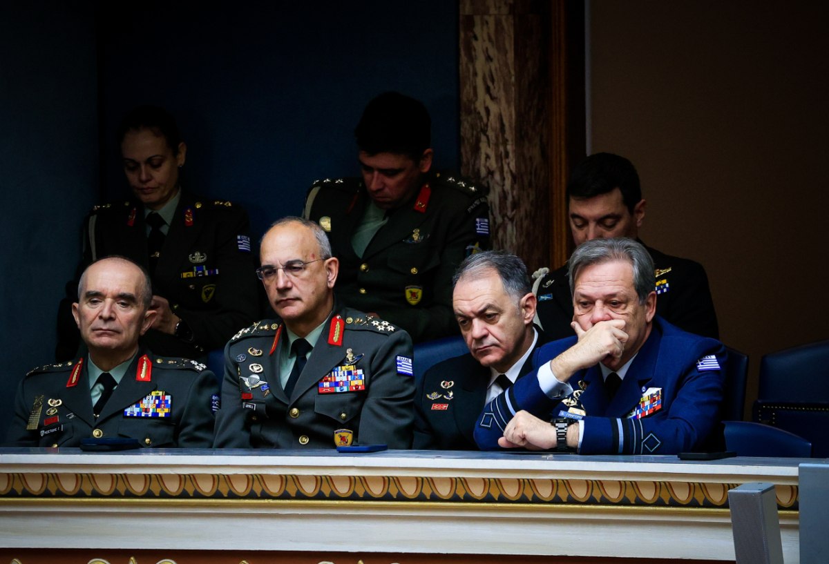 Το νομοσχέδιο για τις Ένοπλες Δυνάμεις και οι σφοδρές αντιδράσεις των Υπαξιωματικών