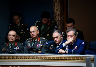 Το νομοσχέδιο για τις Ένοπλες Δυνάμεις και οι σφοδρές αντιδράσεις των Υπαξιωματικών