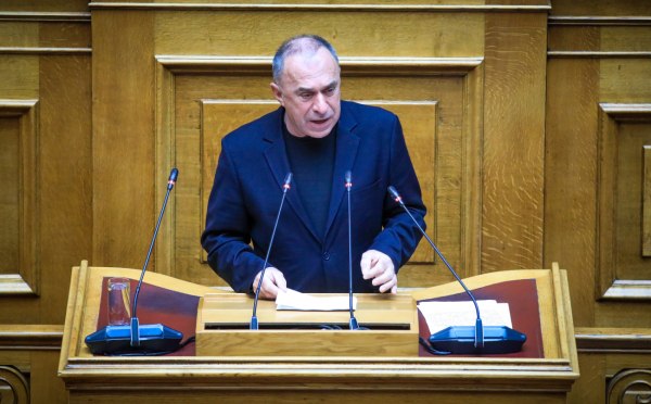 Παπαναστάσης: Το ν/σ του Υπουργείου Εθνικής Άμυνας «λαιμητόμος» και «ταφόπλακα» για τις Ένοππλες Δυνάμεις