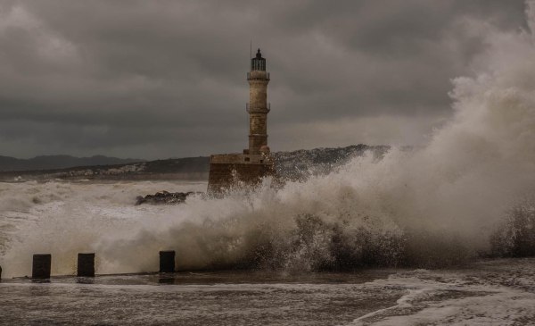 Κακοκαιρία: Σε κατάσταση «red code» η Κρήτη – Αναμένονται ισχυρές βροχοπτώσεις τις επόμενες ώρες