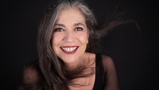 Η Σαβίνα Γιαννάτου και ο πιανίστας Σπύρος Μάνεσης συναντιούνται στο Theatre Of the No