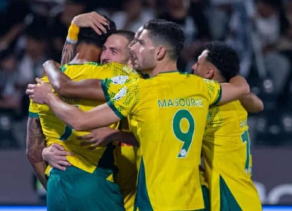 Δύο γκολ από τον Μασούρα, σκόραρε ξανά ο Φορτούνης στην «4άρα» της Αλ Καλίτζ του Δώνη