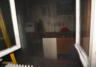 Μοσχάτο: Φωτιά στο Πνευματικό Κέντρο του Δήμου – Εξετάζεται το ενδεχόμενο του εμπρησμού