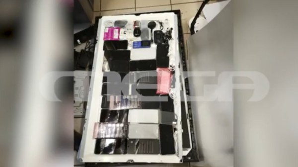 Φυλακές Μαλανδρίνου: Πήγαν να περάσουν τηλεόραση με δεκάδες κινητά στο εσωτερικό της