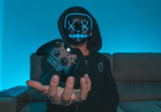 Gaming VS Social Media: Ποιο επηρεάζει περισσότερο την ελλειμματική προσοχή των παιδιών;