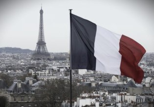 Economist: Η Γαλλία παρέλυσε… και φταίνε όλοι