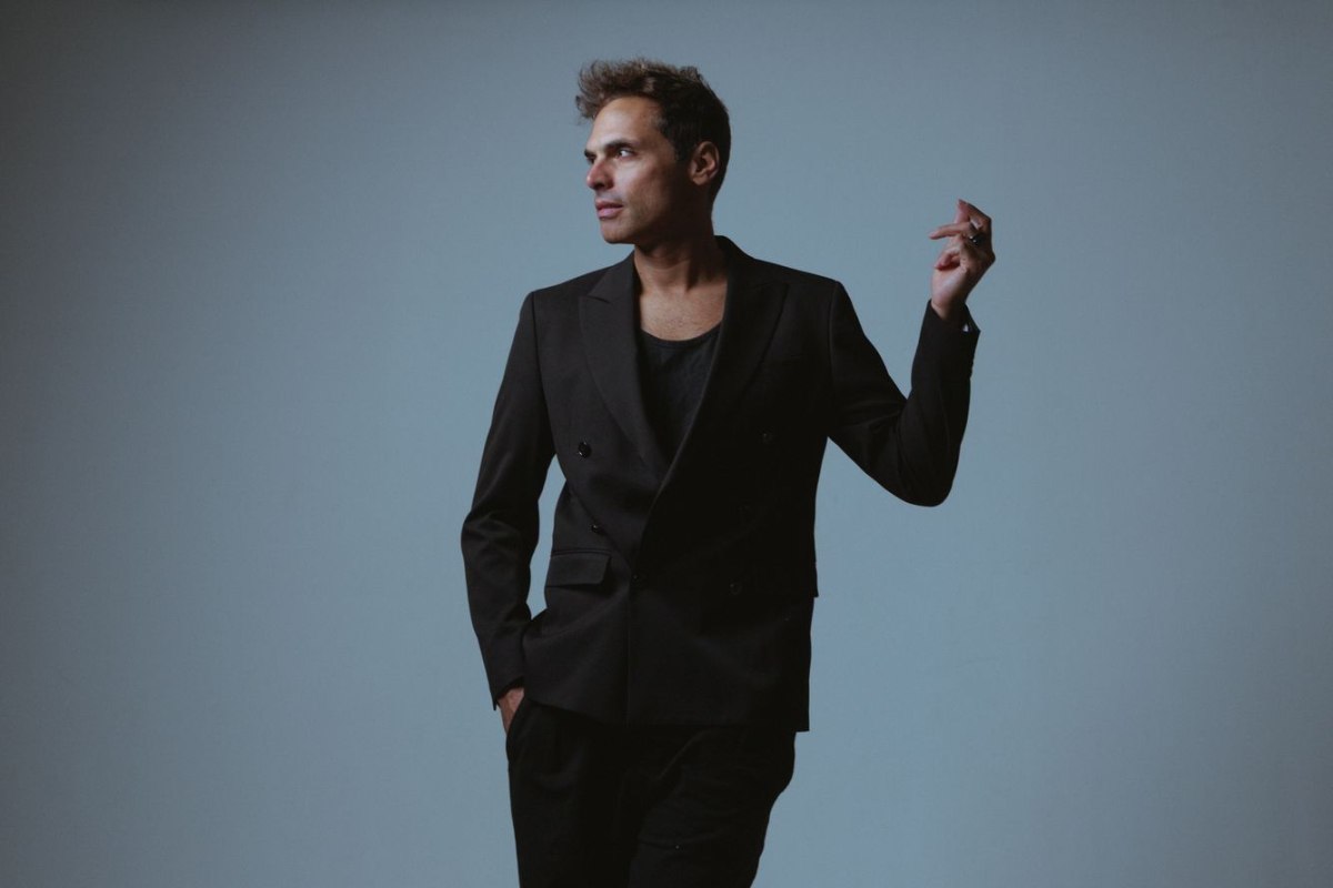 Ο Γιώργος Παπαγεωργίου και οι Polkar στον Σταυρό του Νότου Club