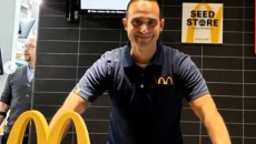 Από την Bundesliga στο McDonald’s: Η δεύτερη ζωή του Αλεξάντερ Νούρι