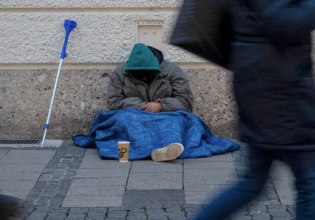 Μέτρα για την προστασία των αστέγων από τις χαμηλές θερμοκρασίες σε Αθήνα και Πειραιά