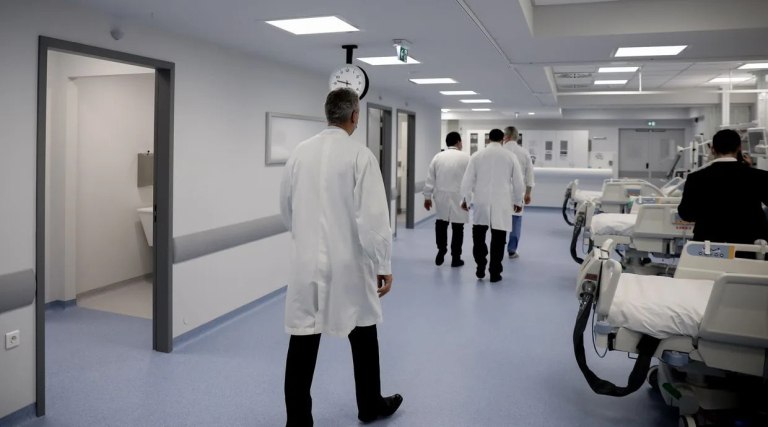 Ο Ιατρικός Σύλλογος Αθηνών καταγγέλει της αύξηση περιστατικών βίας κατά υγειονομικών