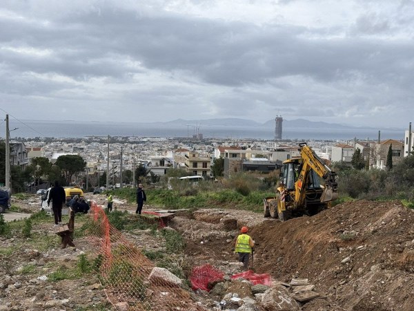 ΔΕΔΔΗΕ: Ολοκληρώθηκε ο καθαρισμός καλωδίων υψηλής τάσης στη Γλυφάδα