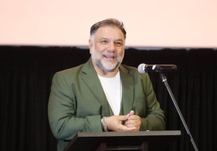 Γρηγόρης Αρναούτογλου: Πέθανε η μητέρα του, το συγκινητικό μήνυμα αποχαιρετισμού