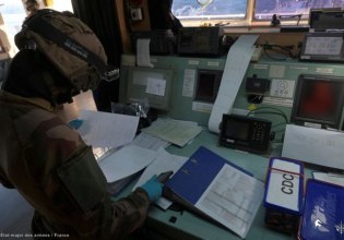 Γαλλία: Υπό κράτηση ο ινδός πλοίαρχος του Grinch που φέρεται να ανήκει στον «σκιώδη στόλο» της Ρωσίας