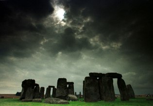 Στόουνχεντζ: Νέα έρευνα βάζει τέλος στη θεωρία των παγετώνων – Από ανθρώπους μεταφέρθηκαν οι τεράστιοι λίθοι