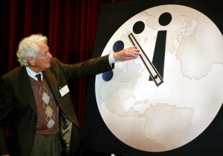 Τα μεσάνυχτα πιο κοντά από ποτέ στο Ρολόι της Αποκάλυψης – 85 δευτερόλεπτα πριν την καταστροφή;