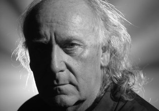 Πέθανε ο Ανδρέας Μπέλλης – Η συνεργασία με τον Μιχάλη Κακογιάννη και η «Ρόζα»