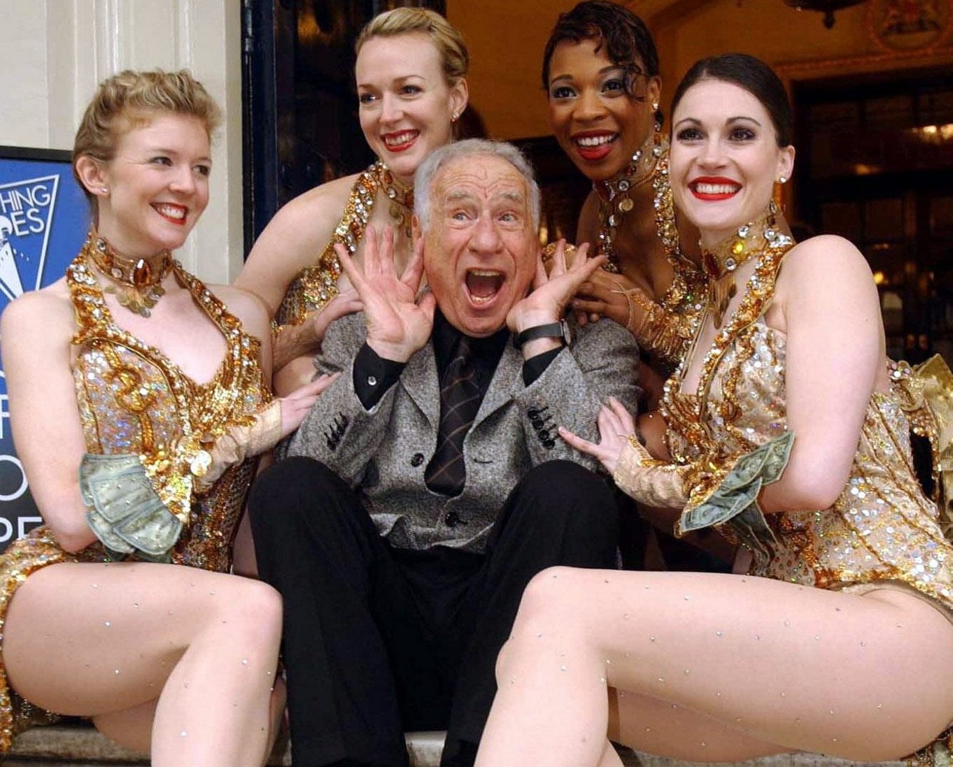 – Ήταν νευρικός, ήθελε απελπισμένα να γίνει «κάποιος»: Ο γιος του Μελ Μπρουκς για το αληθινό πρόσωπο πίσω από τη «μάσκα» του κωμικού