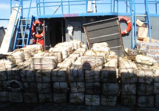 Η ισπανική αστυνομία κατάσχει 10 τόνους κοκαΐνης στη μεγαλύτερη ναυτική σύλληψη που έχει γίνει ποτέ στη χώρα