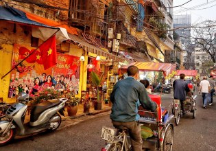 Micro-retirement: η νέα ταξιδιωτική τάση της Gen Z που απαντά στην επαγγελματική εξουθένωση