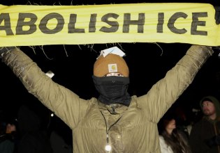 Οι εταιρικοί γίγαντες που στηρίζουν την ICE μπορούν να «συνετιστούν»