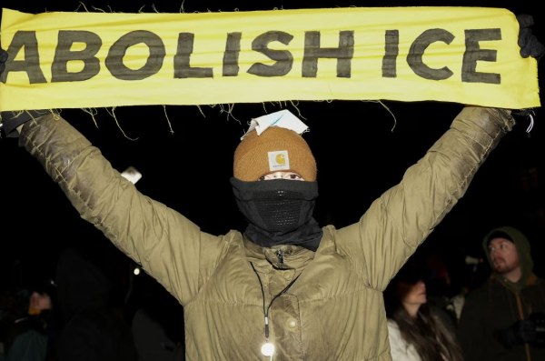 Οι εταιρικοί γίγαντες που στηρίζουν την ICE μπορούν να «συνετιστούν»