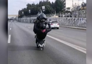 Social: Στο μικροσκόπιο των Αρχών βίντεο με σούζες και επικίνδυνους ελιγμούς από influencer μοτοσικλετιστή