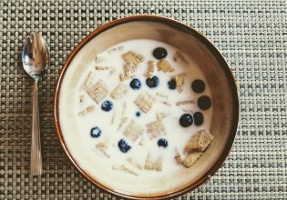 Μεσογειακή διατροφή: Τέσσερα σνακ που χαρίζουν ενέργεια